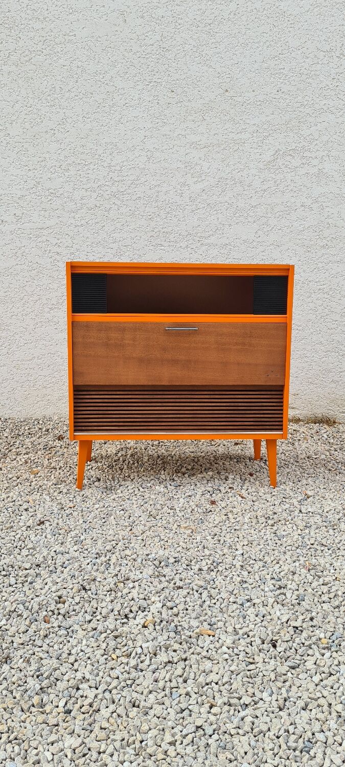 Hi-fi unit redesigned into storage unit