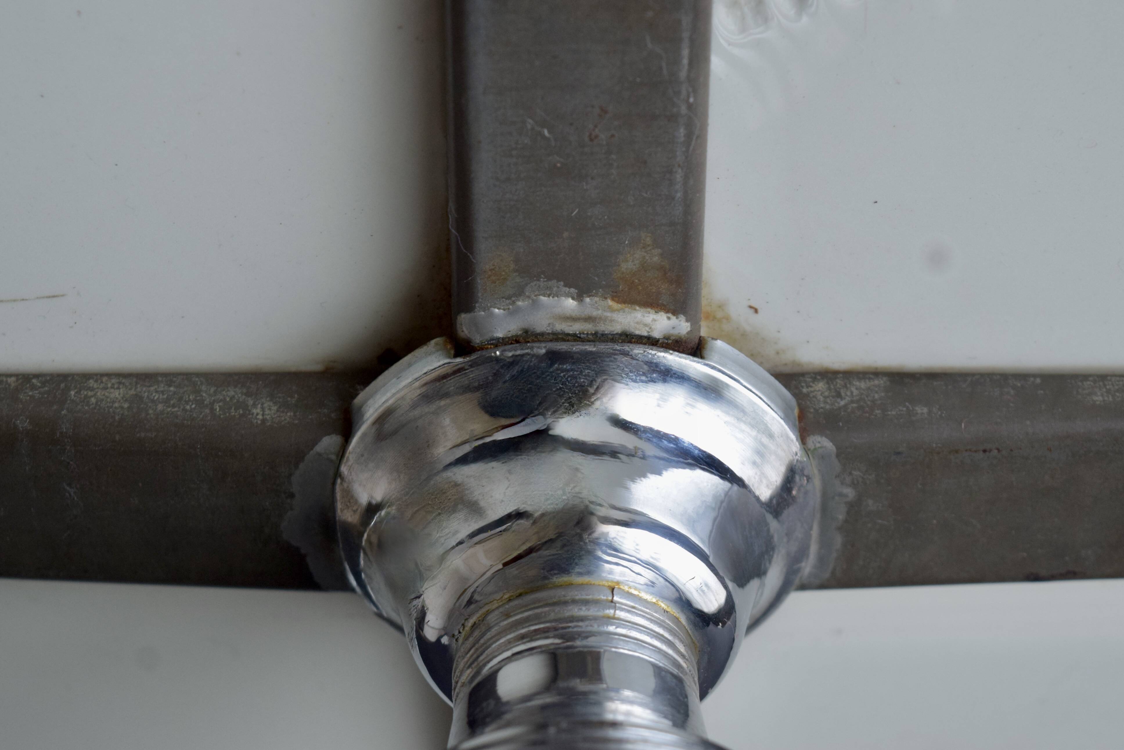 Art-deco standing cake tray - floral decor