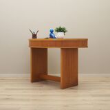 Oak desk, Italian design, 1970s, production: Italy