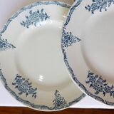 4 flat ironstone plates from St Amand