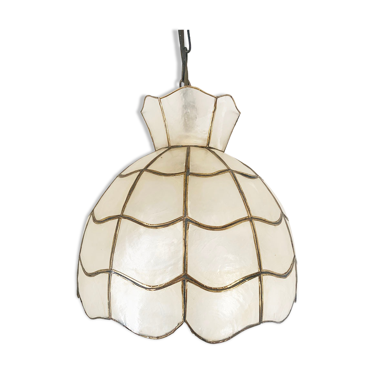 Mother-of-pearl and brass suspension