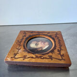 Wooden picture frame