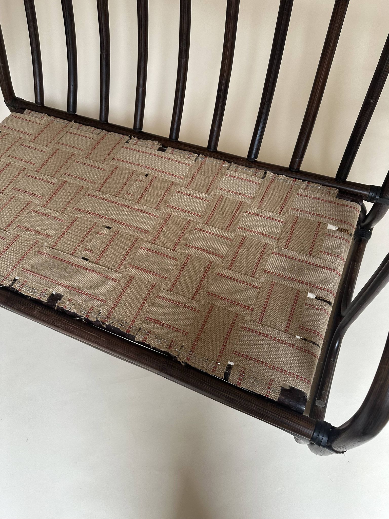 Two-seater rattan bench