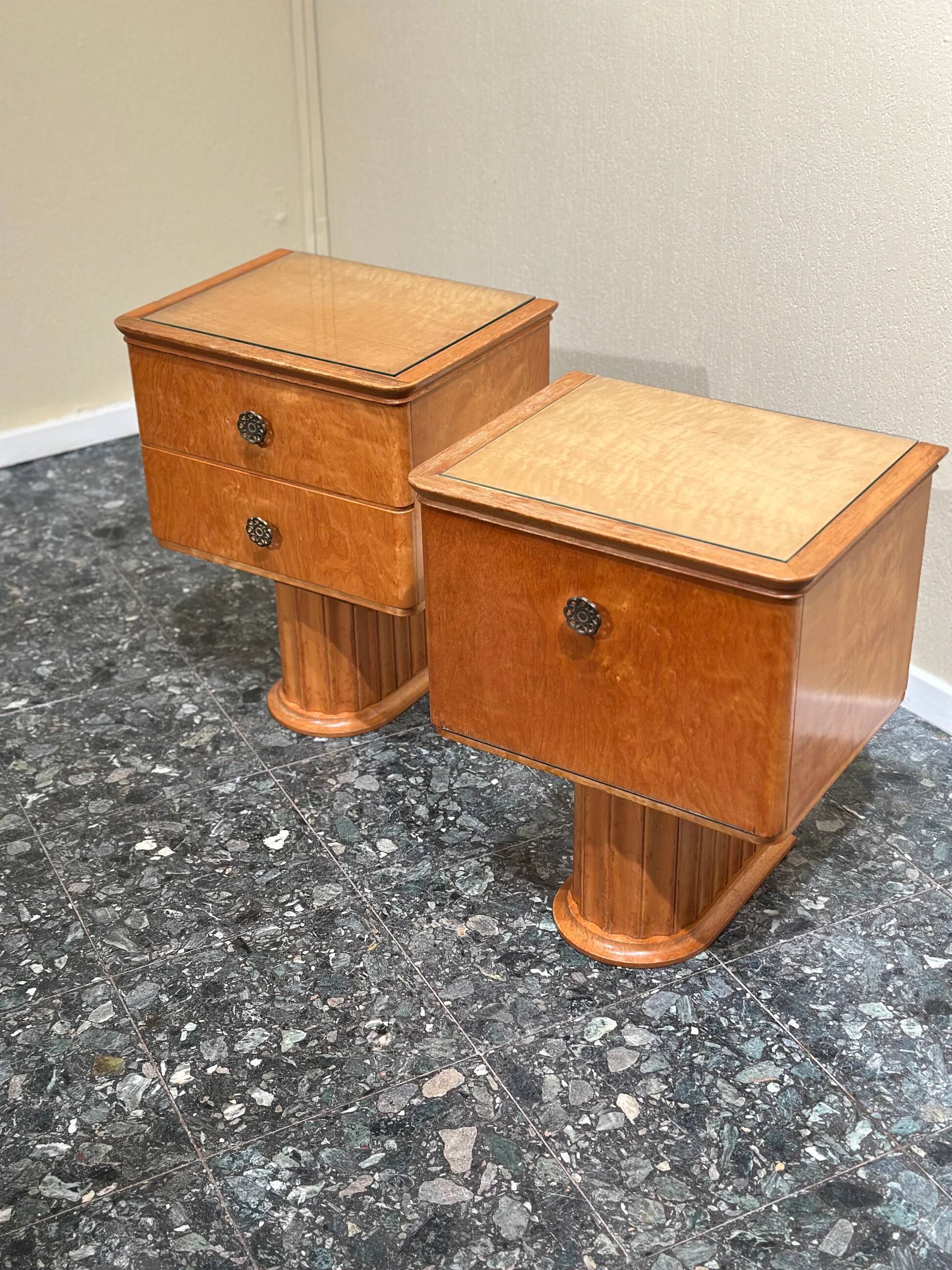 Set Scandinavian birch midcentury Art Deco nightstands