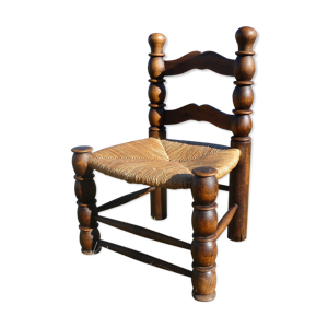 Chaise basse paillée