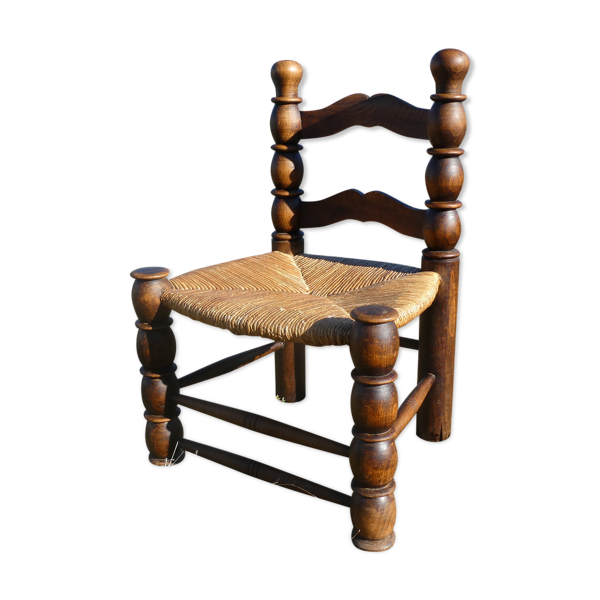 Chaise basse paillée tressée