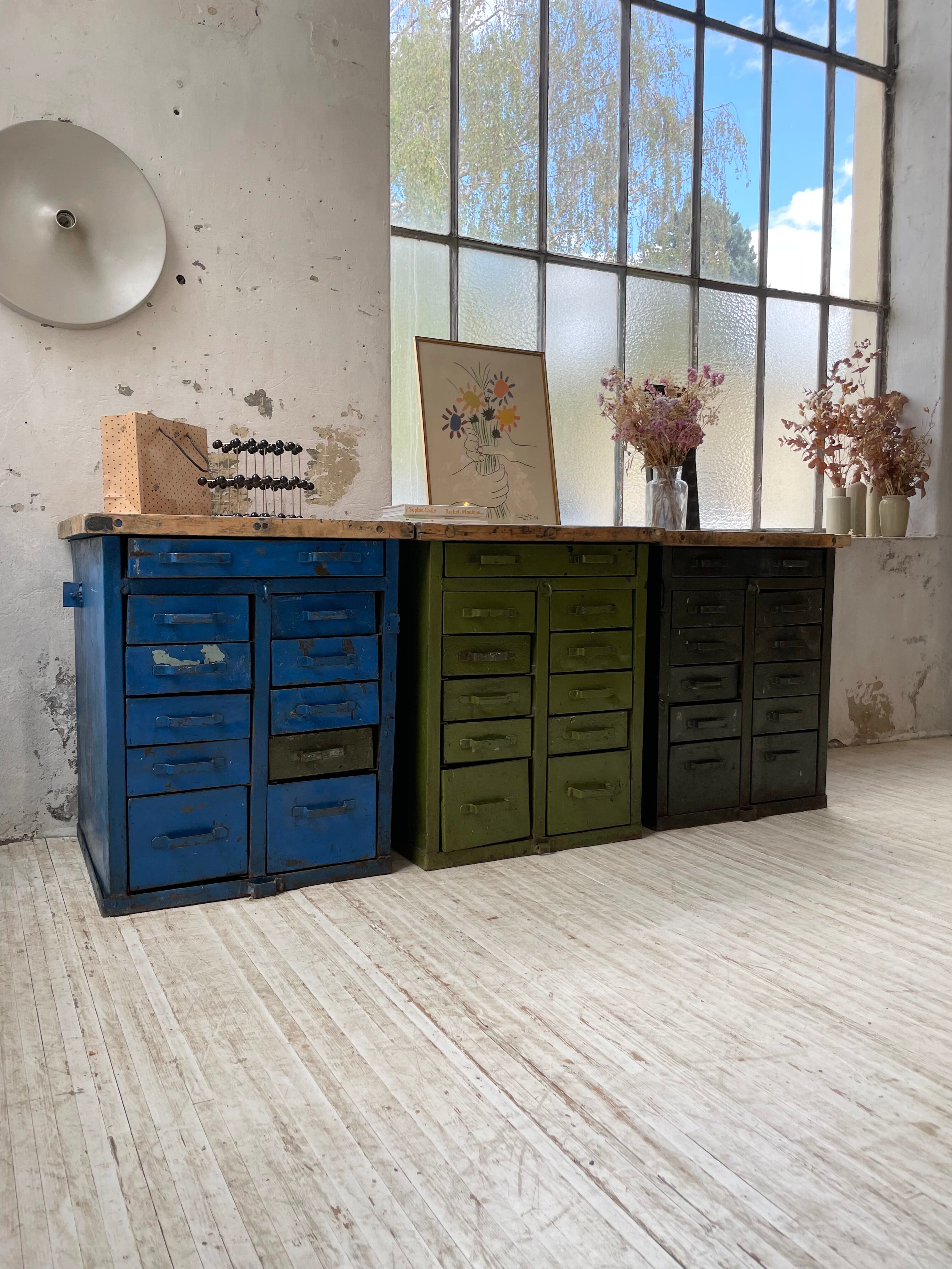 Meuble établi rangement militaire industriel bleu