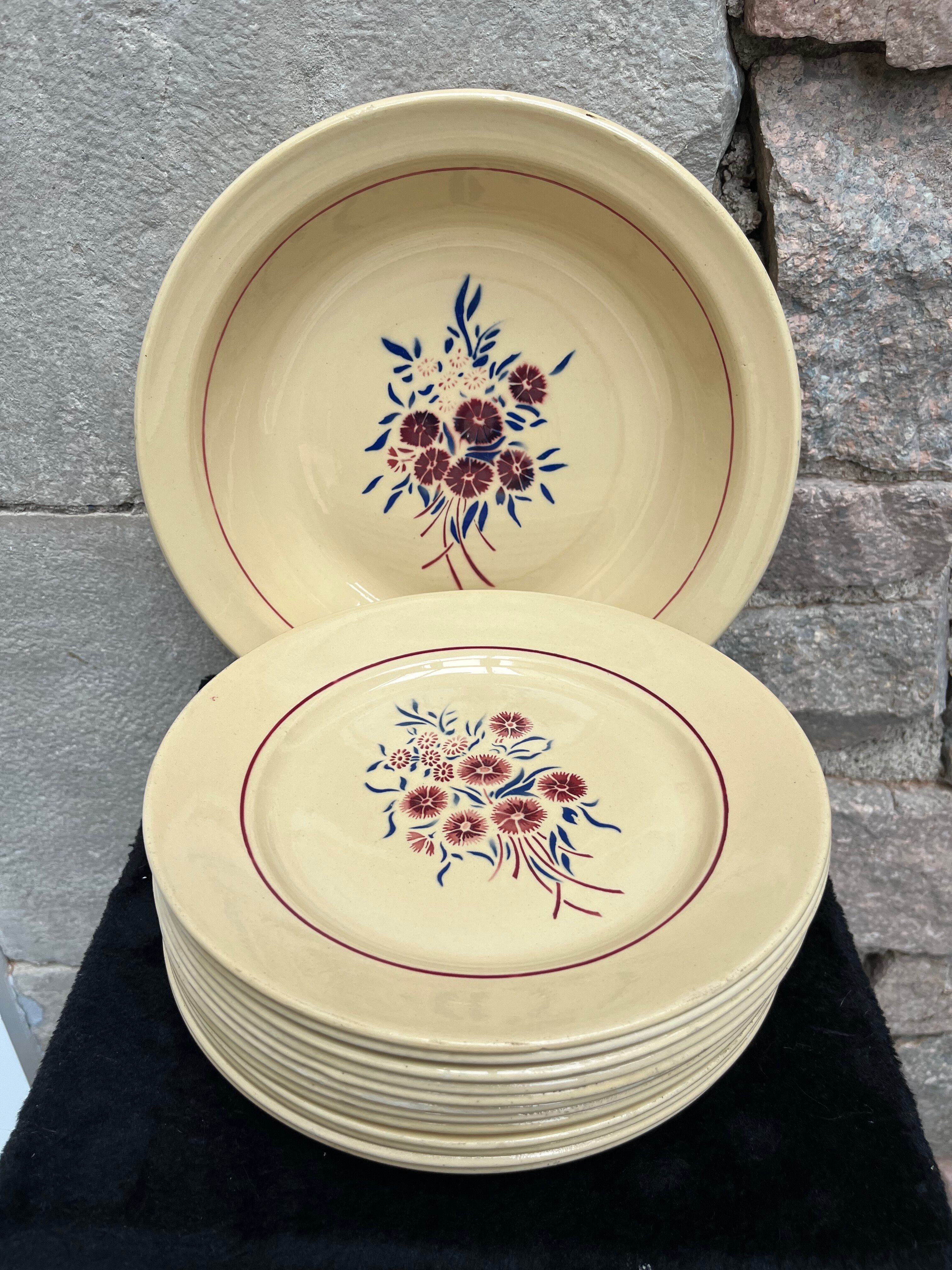 Set 12 assiettes plates « œillets » et plat Badonviller