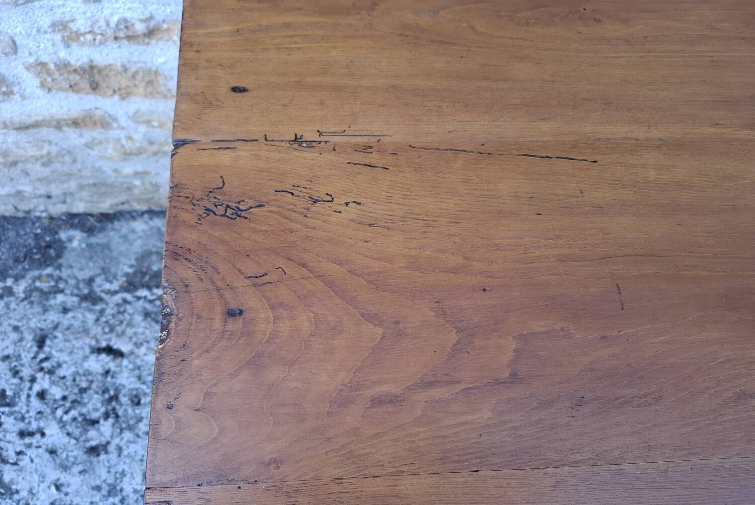 Table en chêne et sapin