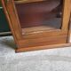 Vitrine 1 porte en bois exotique