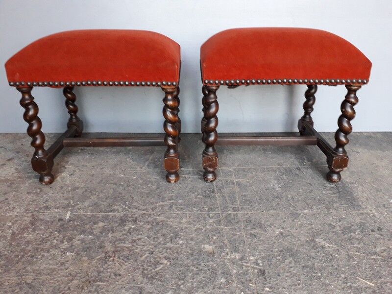 Low stool footrest style Louis XIII ep 1940