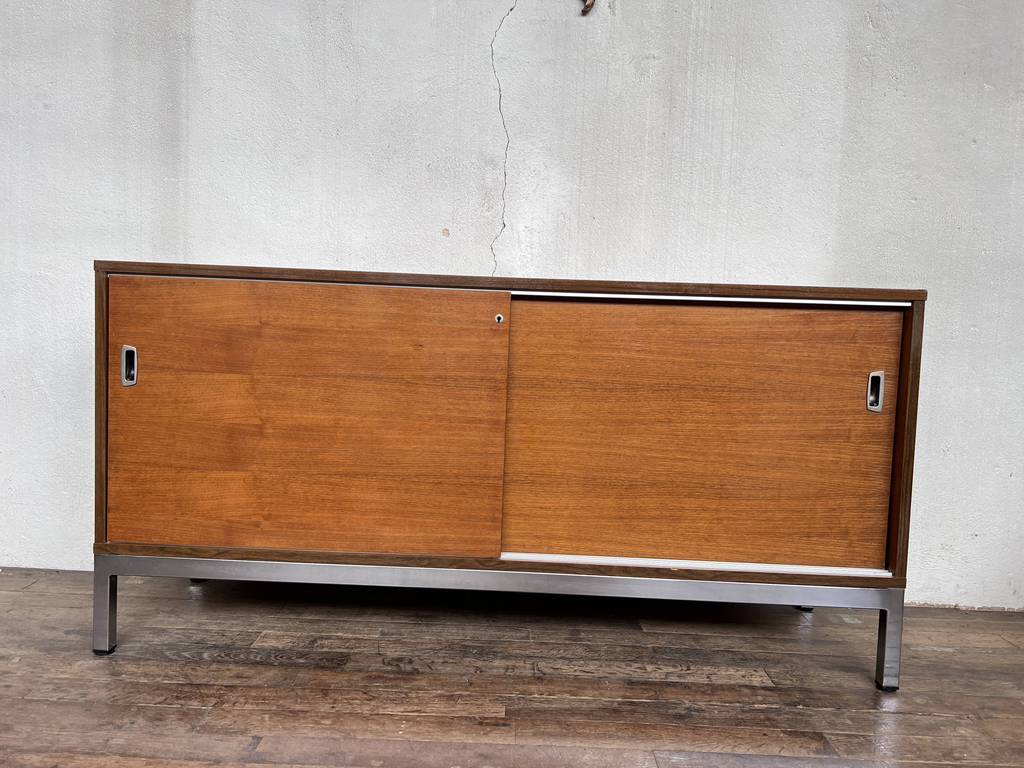 Enfilade 2 sliding doors in teak feet vintage chrome