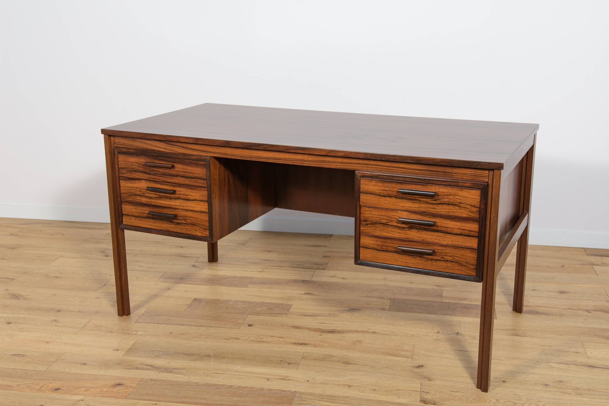Mid-Century Freestanding Rosewood Desk, 1960s
