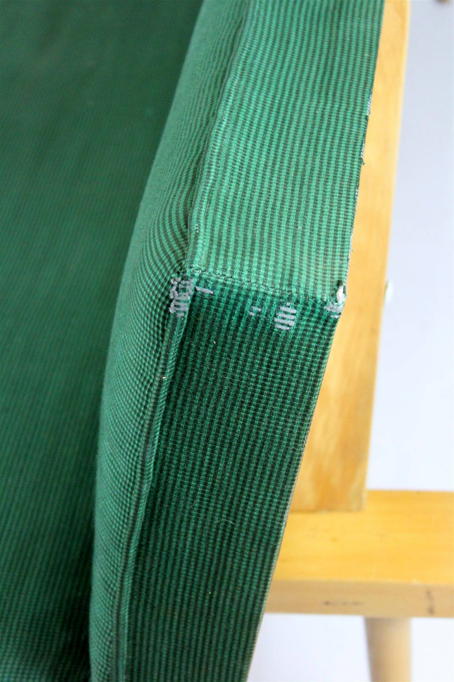 Sofa by Miroslav Navratil for Drevopodnik Brno, 1960s