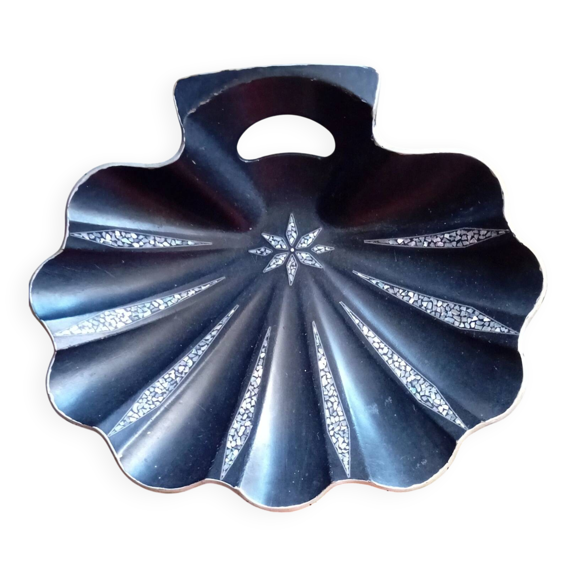 Napoleon III shell pocket emptier, black lacquered