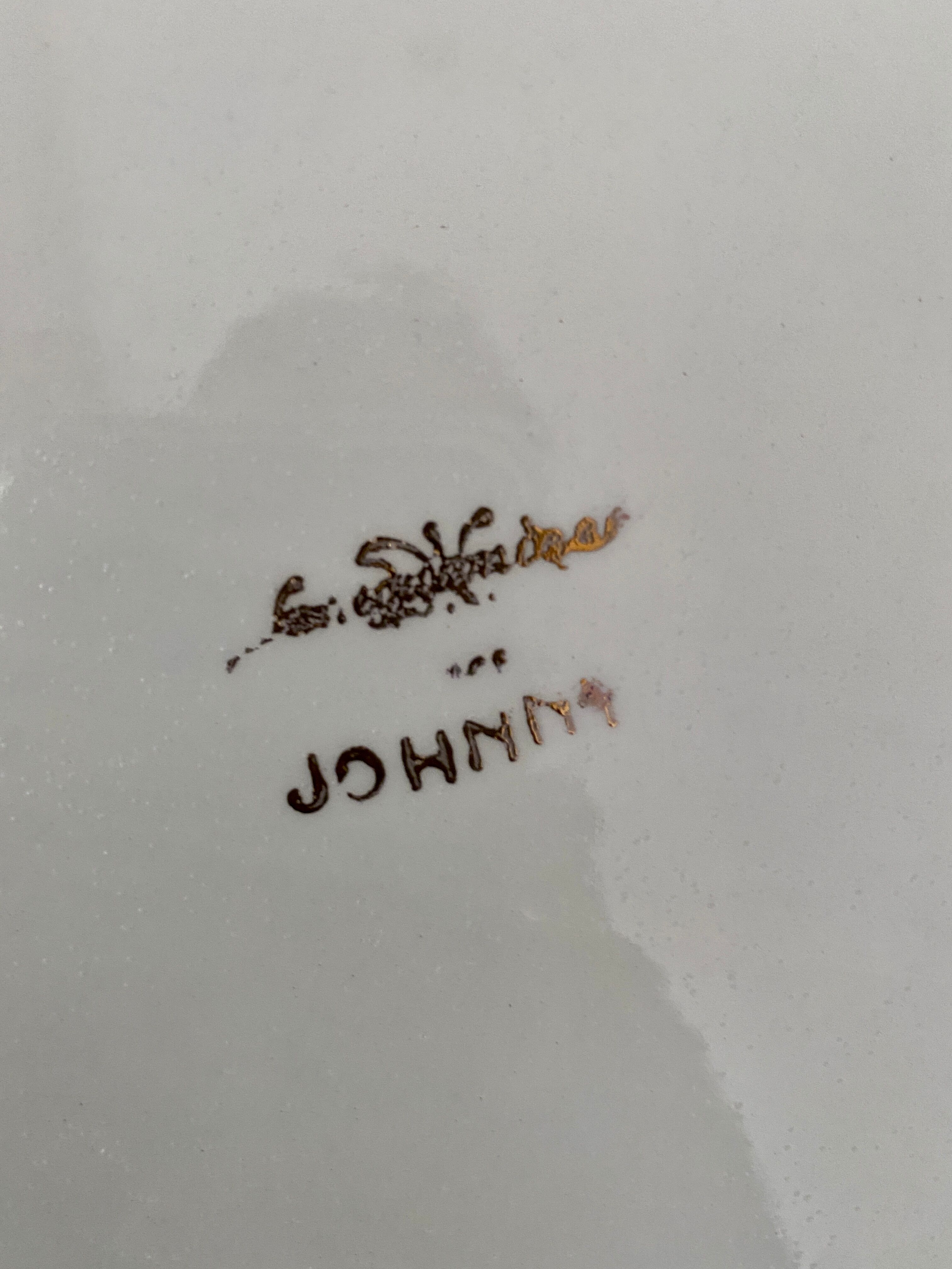 Vintage delight with a floral pattern