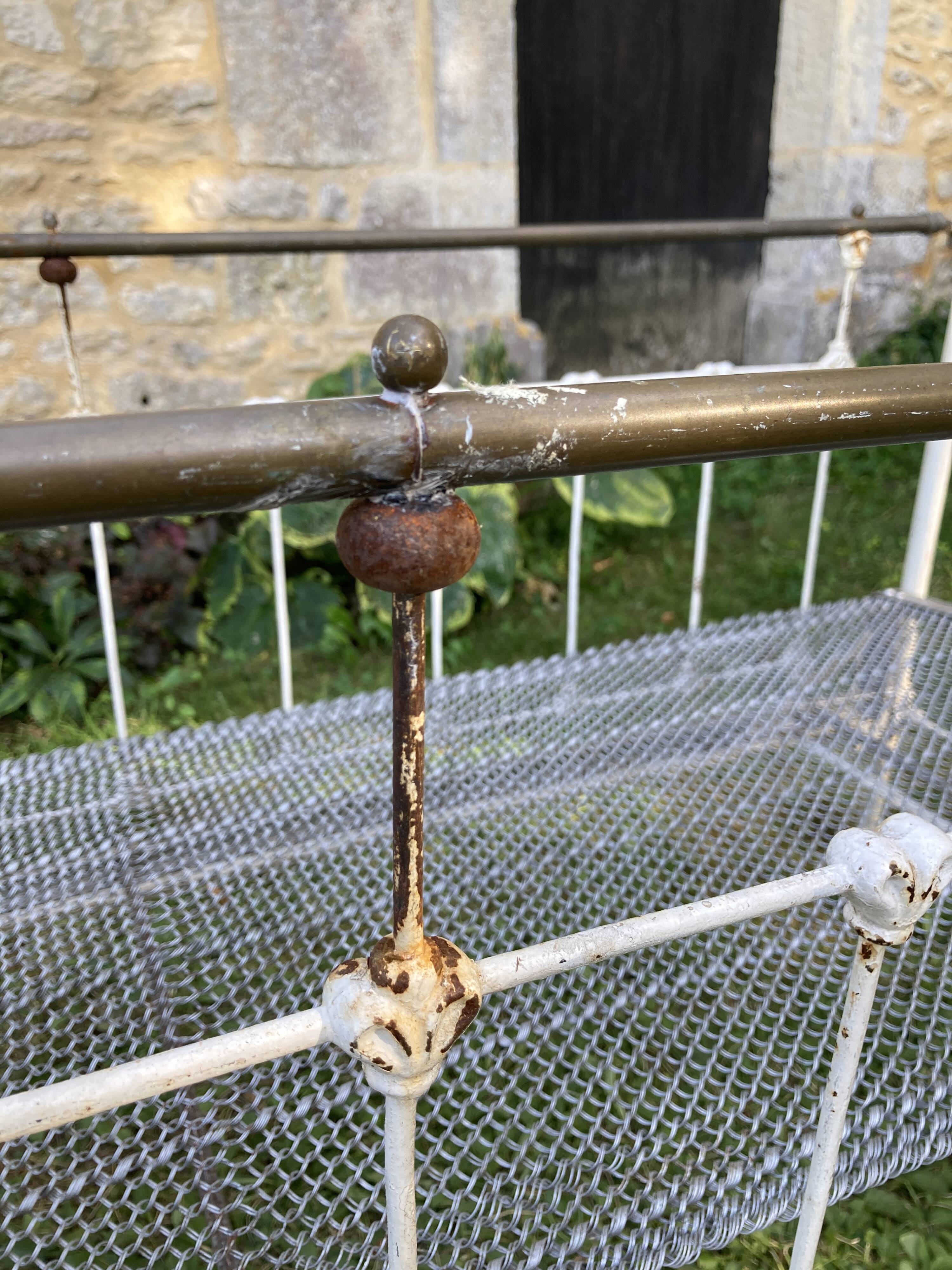 Iron bed for children