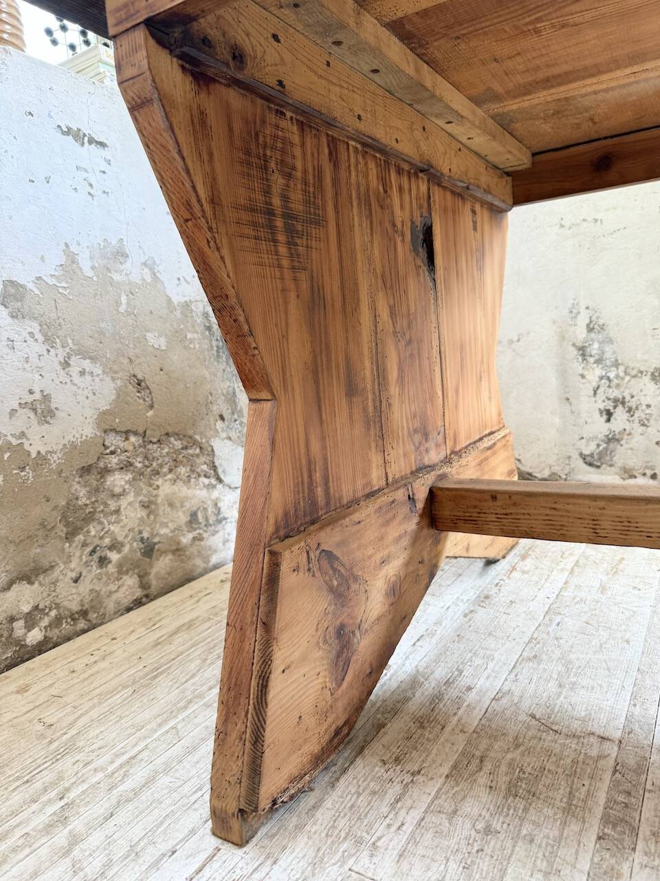 2.5m5 XL pine farmhouse table