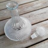 Diamond tip glass decanter