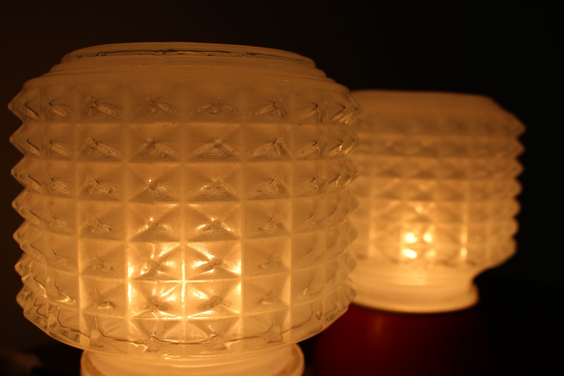 Pair of small table lamps, 1980