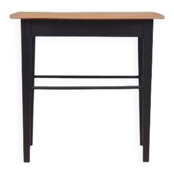 Walnut coffee table, Danish design, 1970s, production: Denmark