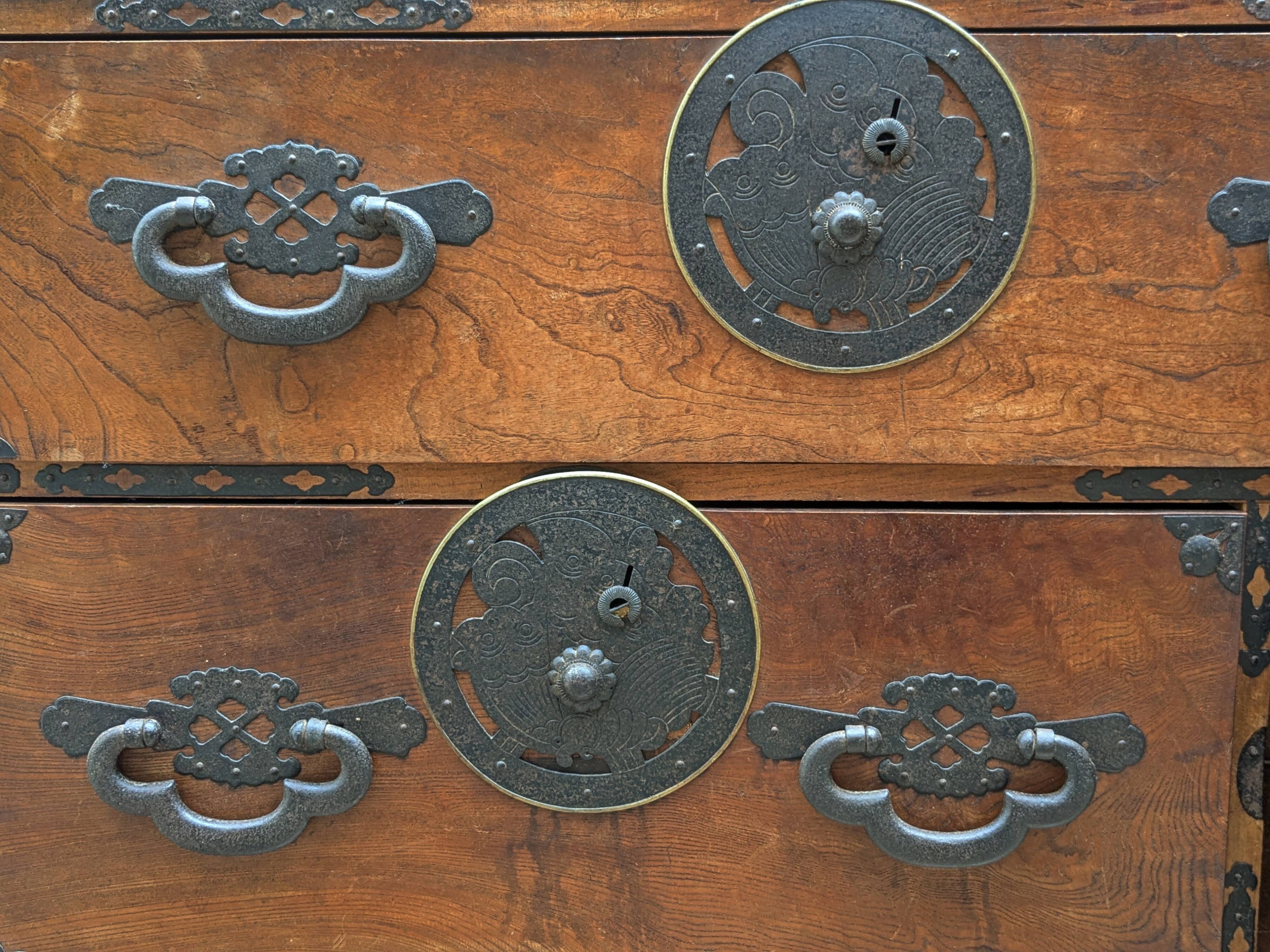 Commode japonaise - tansu - XIXe siècle - ére Meiji