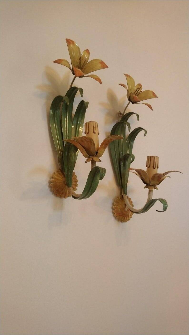 Floral single-arm wall lights, wall sconces, toleware, French vintage enamel.
