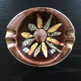 Ashtray flamed floral decoration
