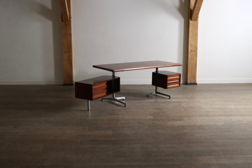 Desk by Osvaldo Borsani T95 for Tecno, Italy 1956