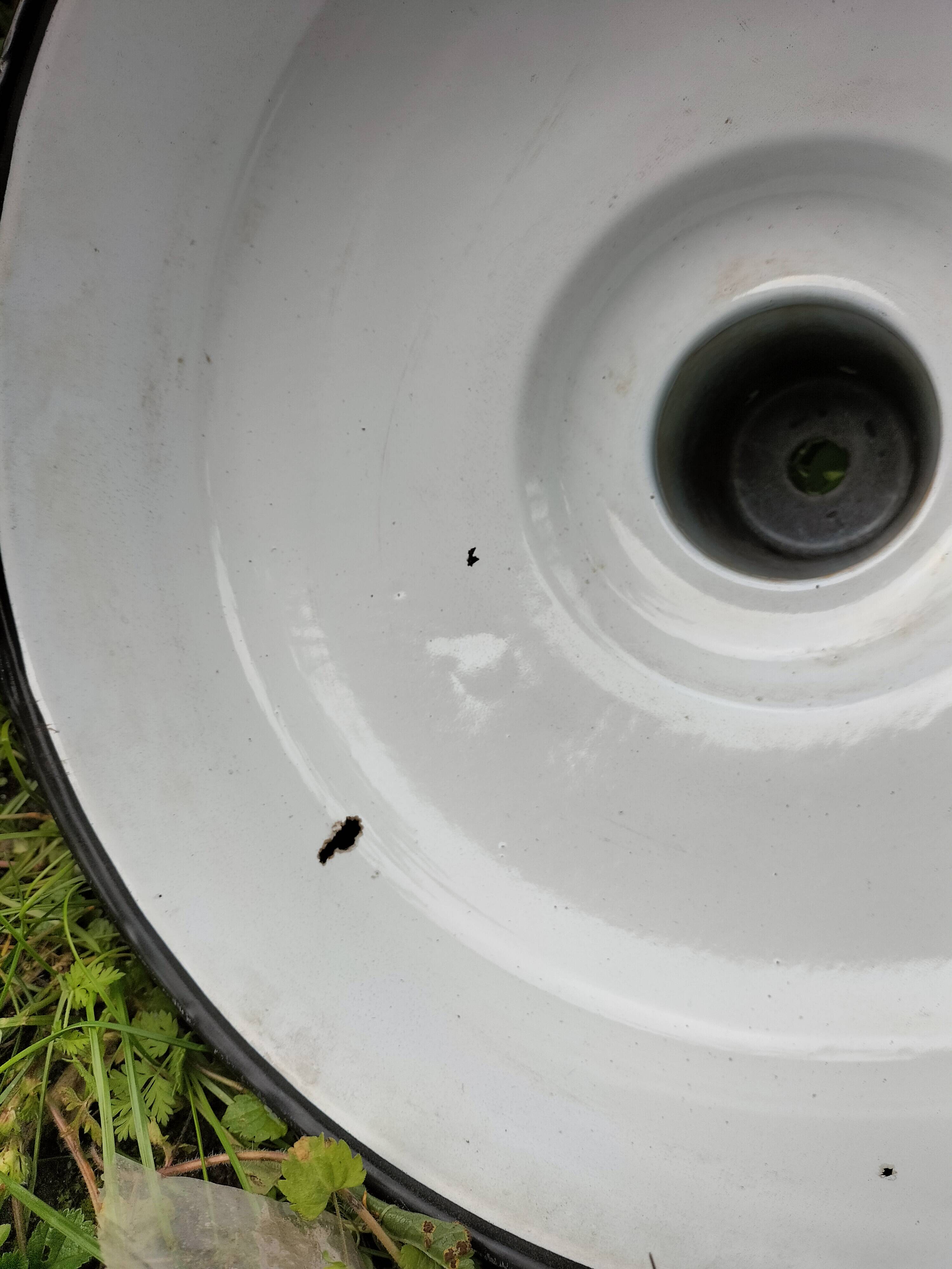 enameled sheet metal pendants