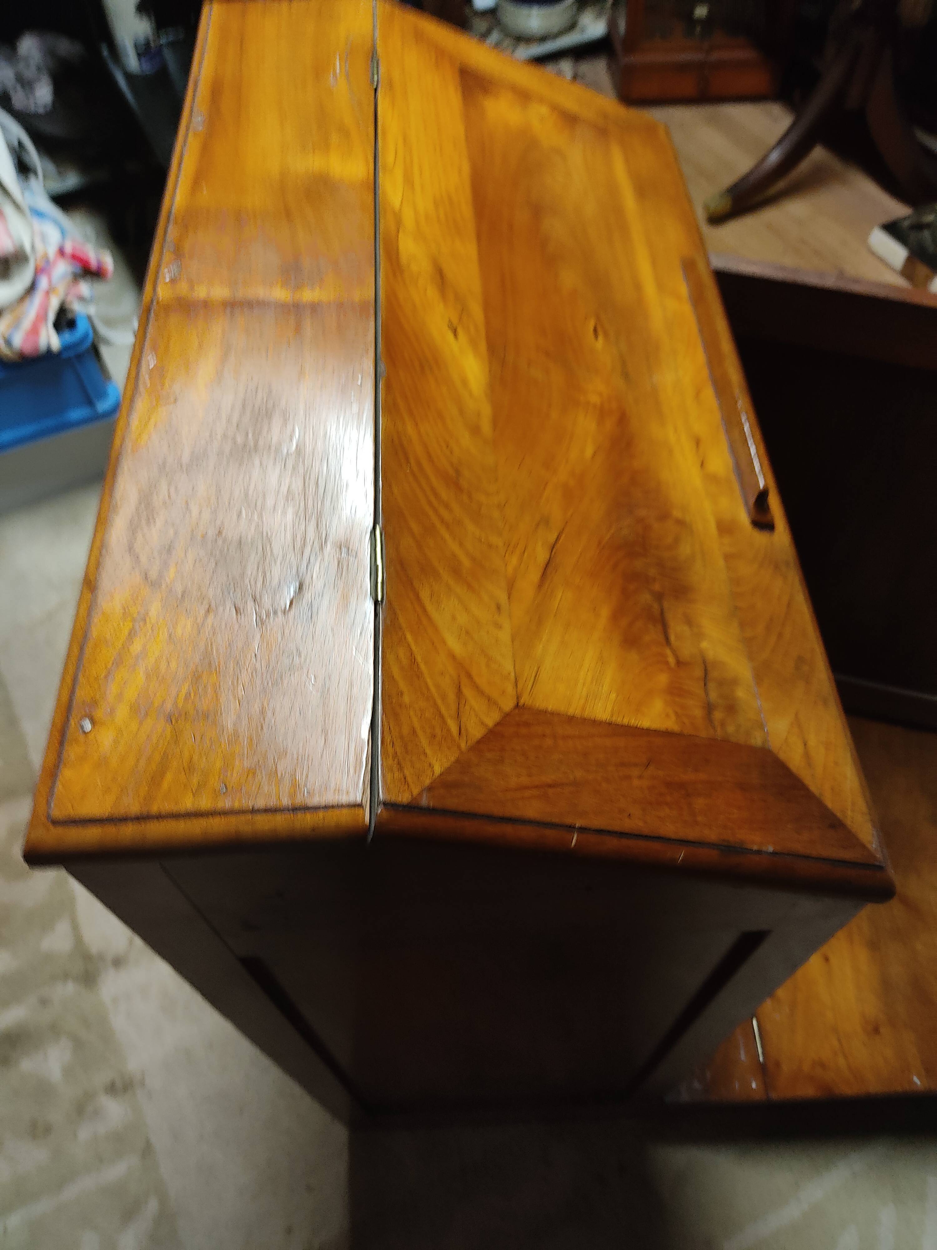 PRAY TO GOD OF THE 19TH WALNUT.