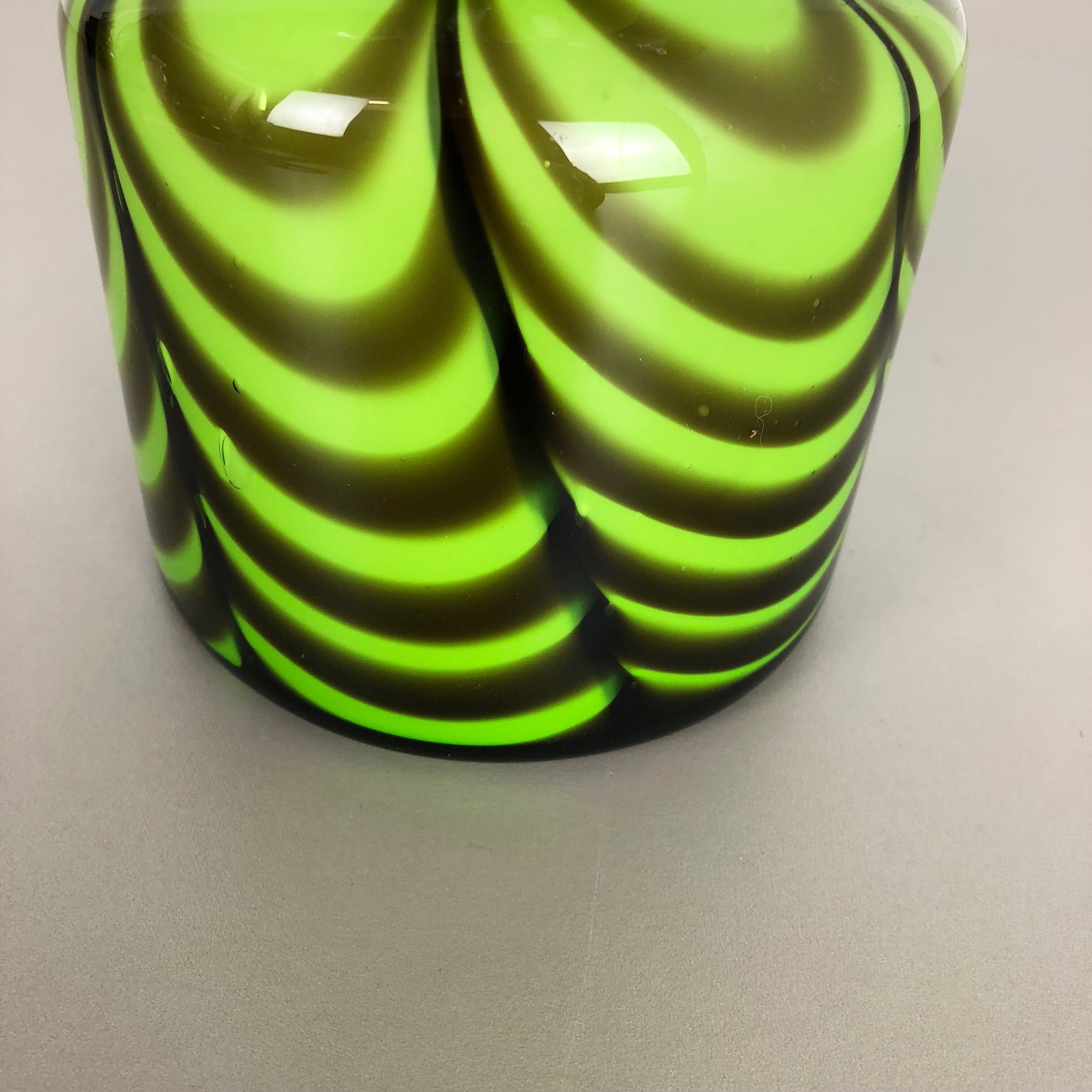 Large Green Vintage Pop Art Opaline Florence Vase Design 1970s Italy
