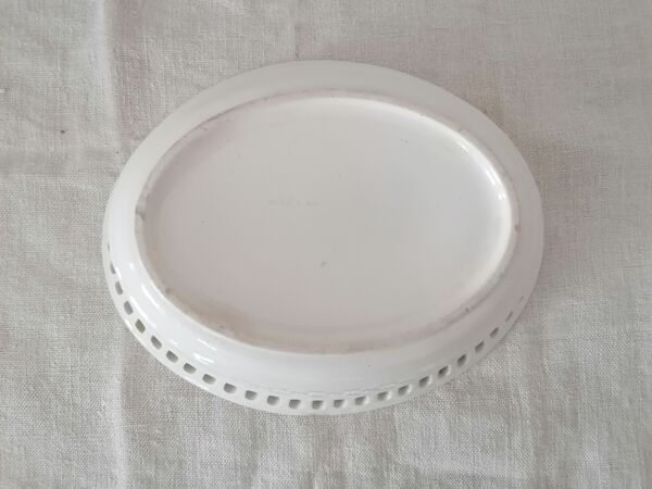 Panier et plateau en faïence Wedgwood