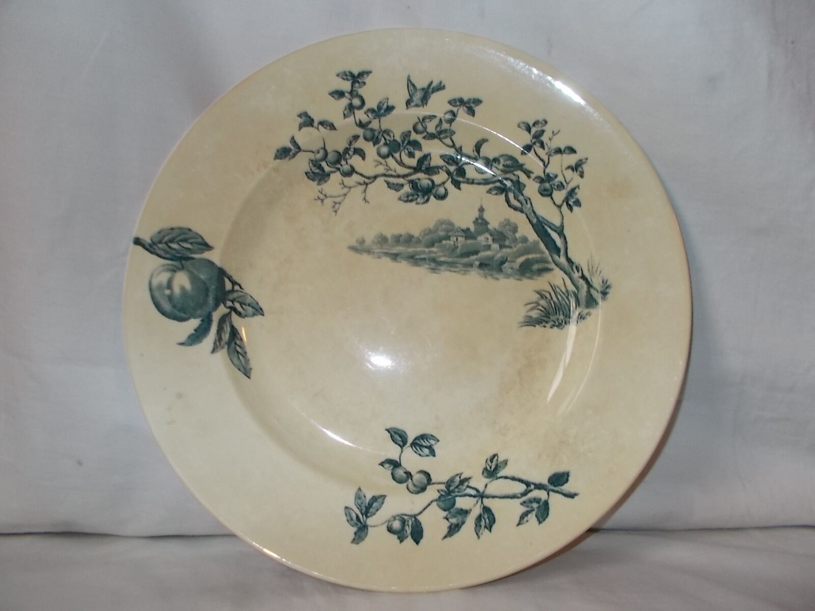 Round plate of iron earth Sce Maurice