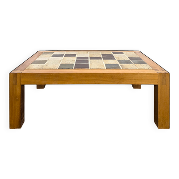 Coffee table Maison Regain in solid elm and ceramic stoneware.
