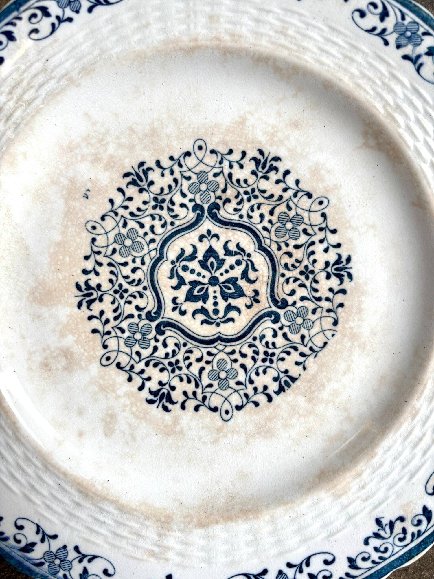 Minton ironstone cake plate, "Moustiers" service