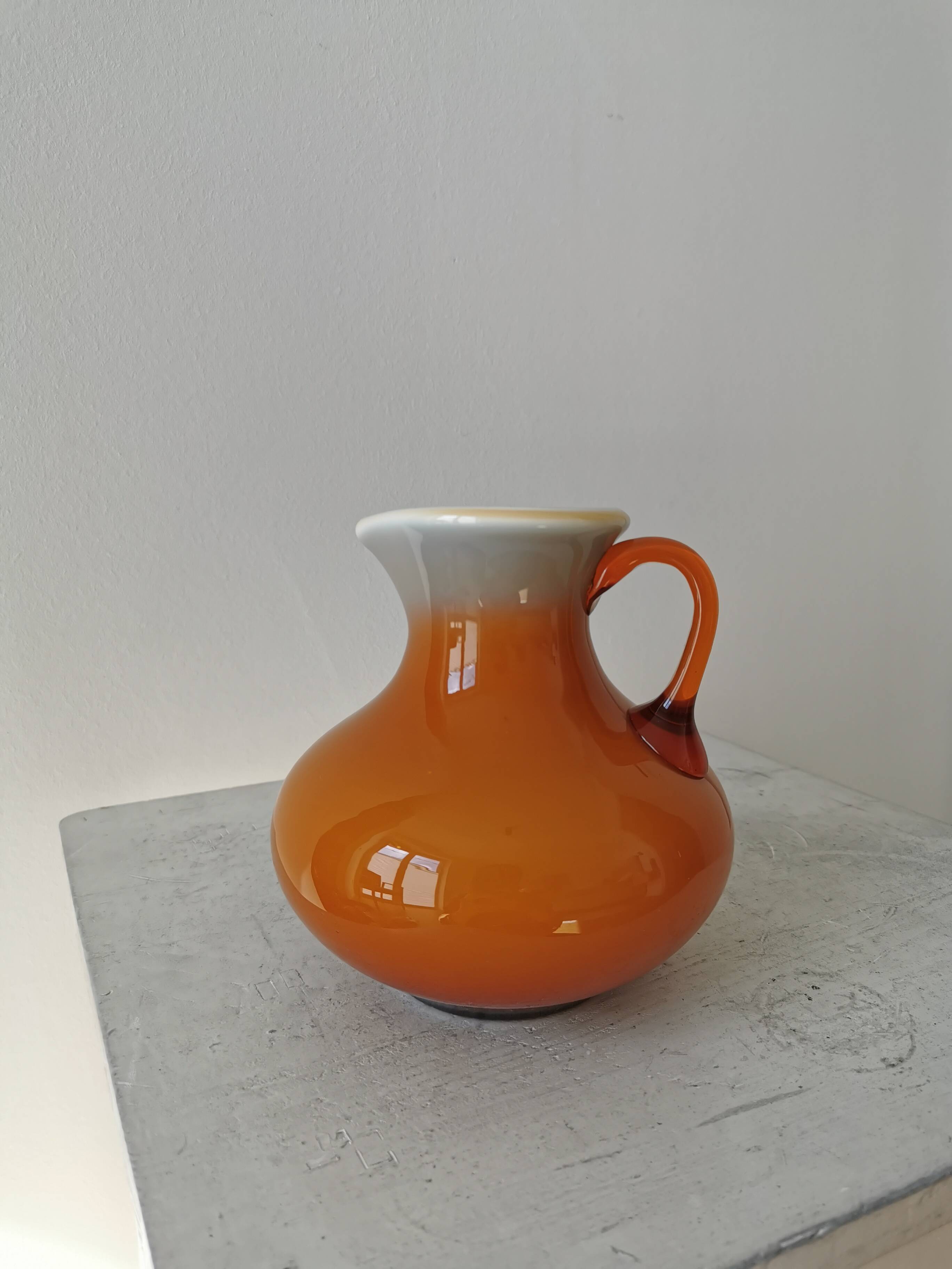 Vase vintage : verre Prokuplje fait à la main, Yougoslavie