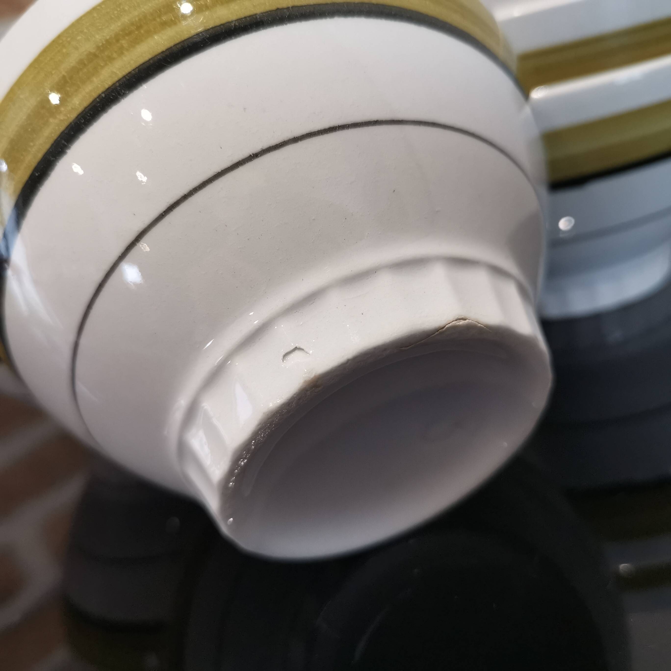 Series of 5 small old earthenware bowls with olive green edging