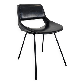 Louis Paolozzi chair for Zol in black faux leather, 1950s.