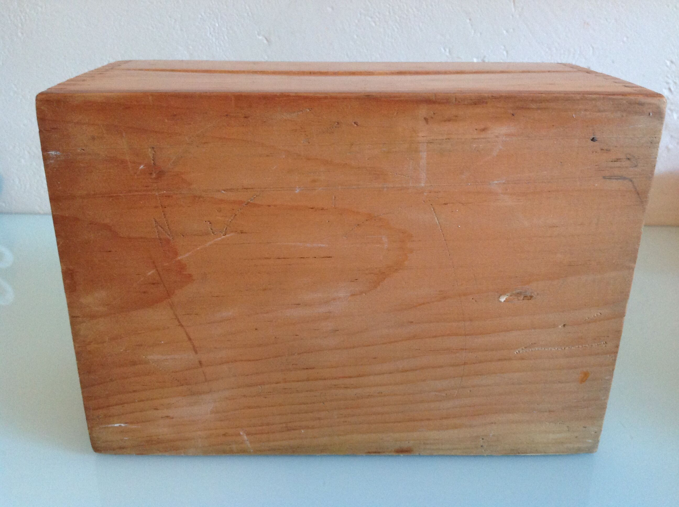 Varnished/vintage wood plug box 60s-70s