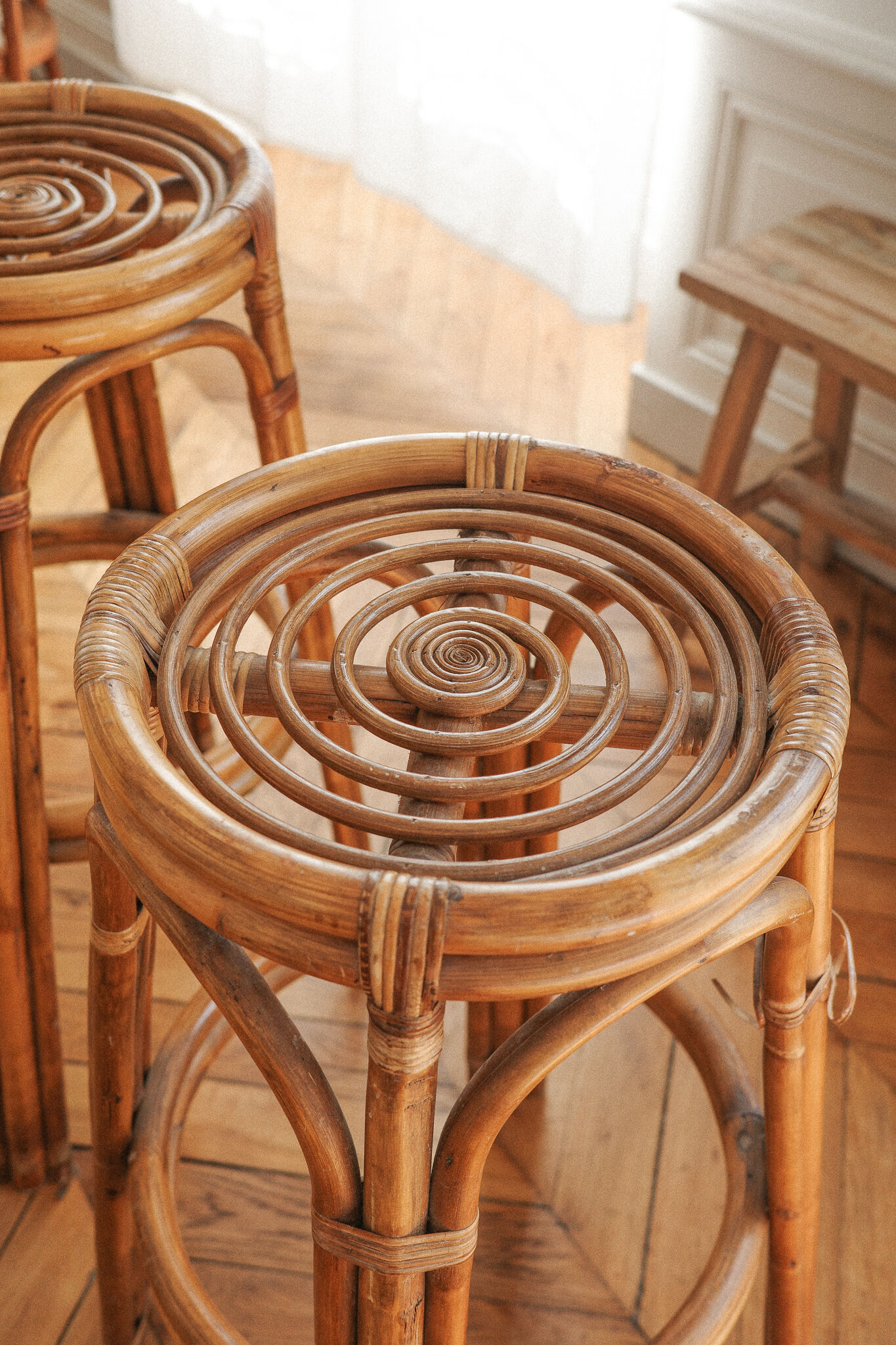 Pair of Louis Sognot bar stool in rattan 1950