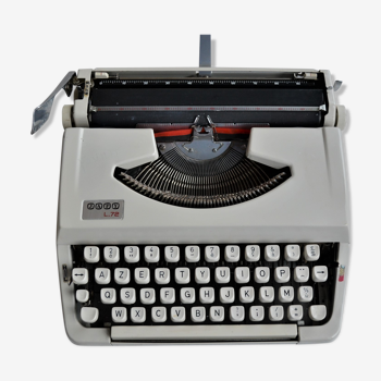 Machine à écrire portative Brother "L72" vintage avec ruban neuf