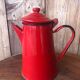 Set kettle coffee maker and milk pot in red-wrapped iron, 50/60 year.