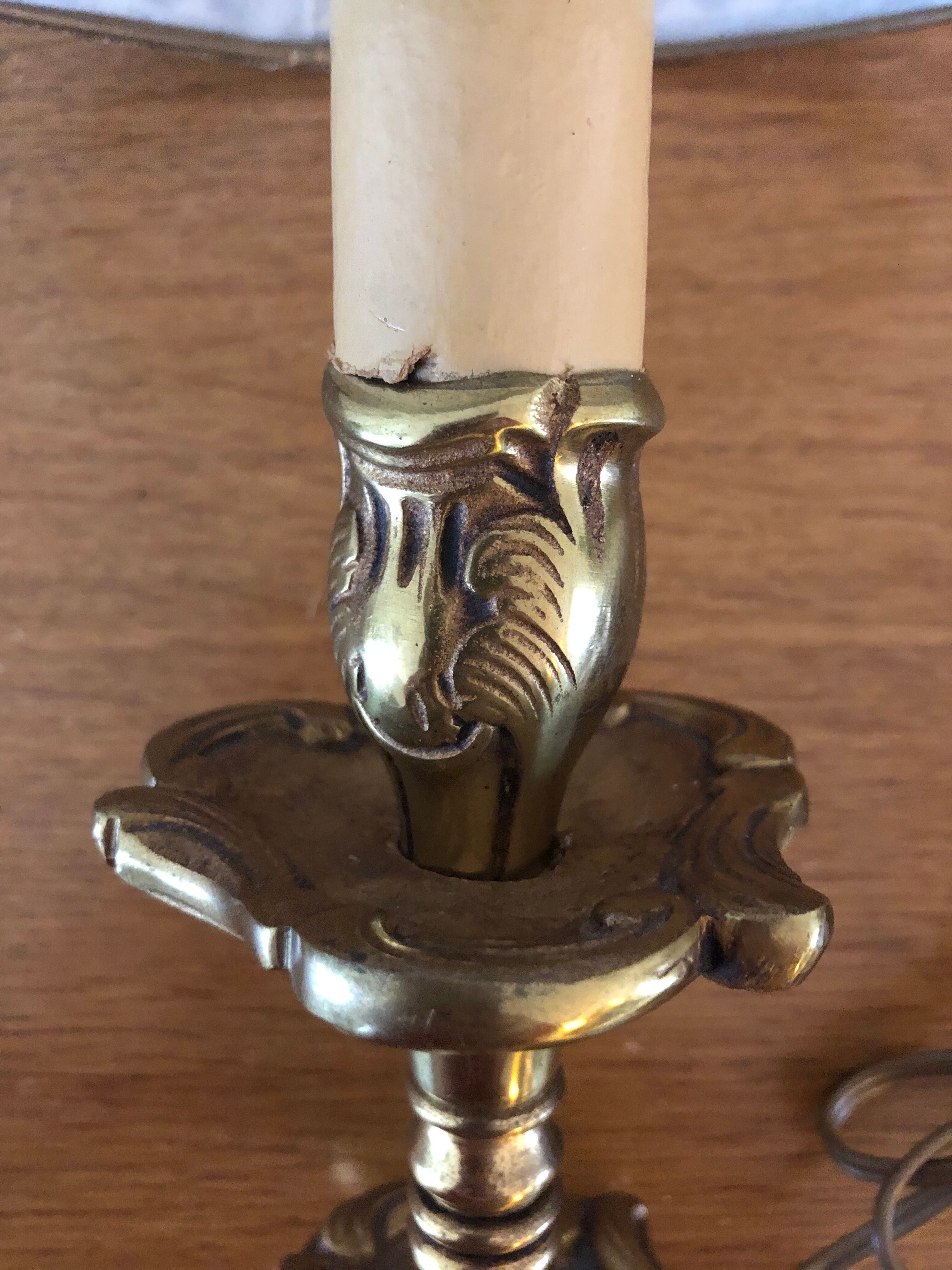 Bedside lamp Vintage foot solid brass year 60