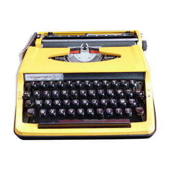 Nogamatic 600 vintage typewriter