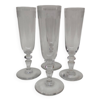 4 Baccarat crystal champagne flutes, early 20th century.