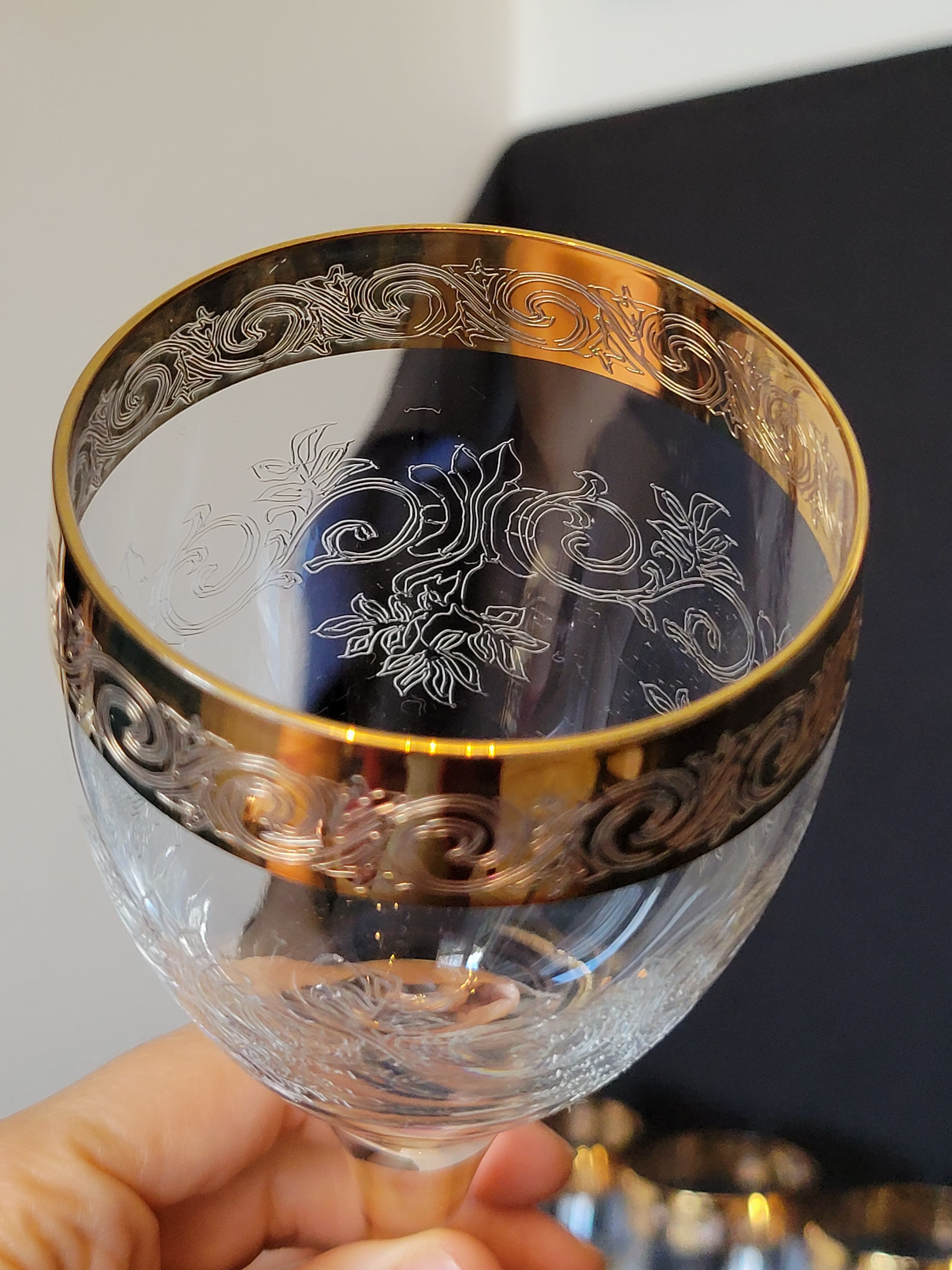6 old wine glasses in engraved crystal and gold