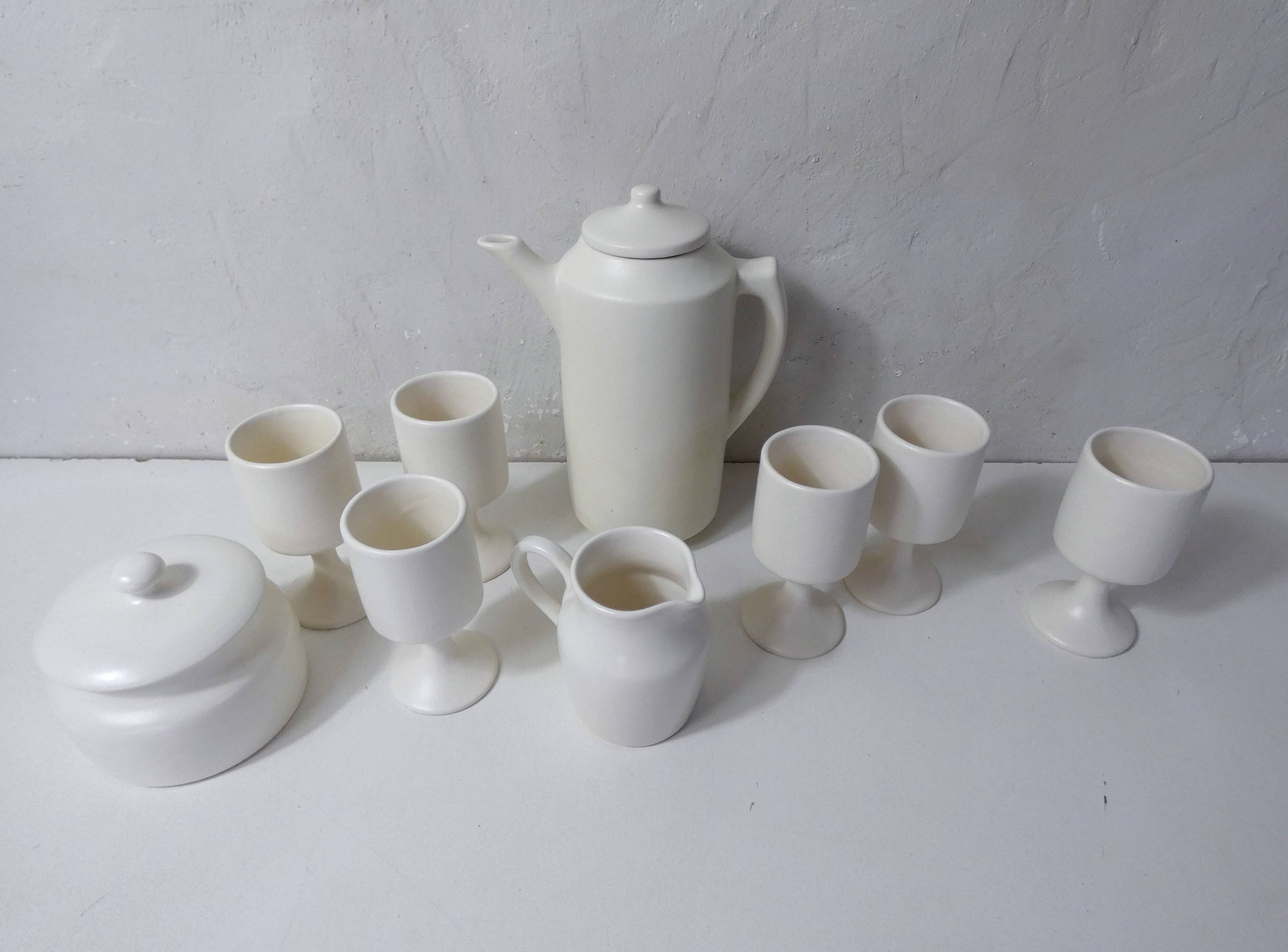 Service en grès grès blanc design vintage signé le pot de terre flayosc var