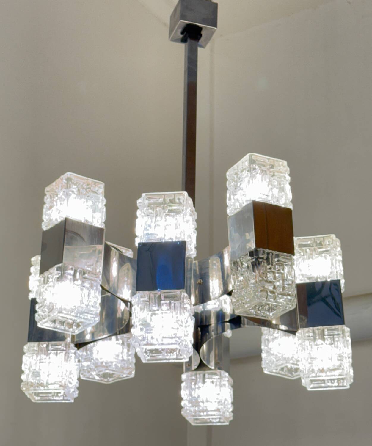 Sciolari Chandelier