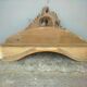 Pediment Louis XV in carved wood shell dating from the 1930 in walnut
